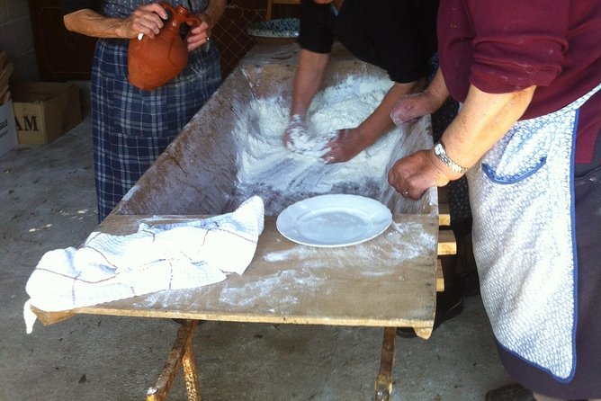 Excursion and Experiential Day (Bread Day) - Tasting Seasonal Local Products