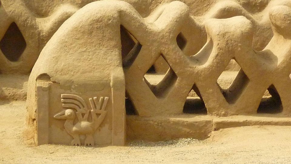 Excursion Hald Day to Chan Chan |Beach of Huanchaco| - Tips for a Great Experience