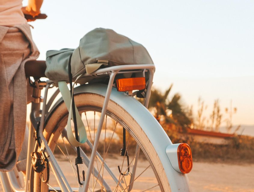 Ferragudo Village: Rent an Electric Bike - Exploring Ferragudos Attractions