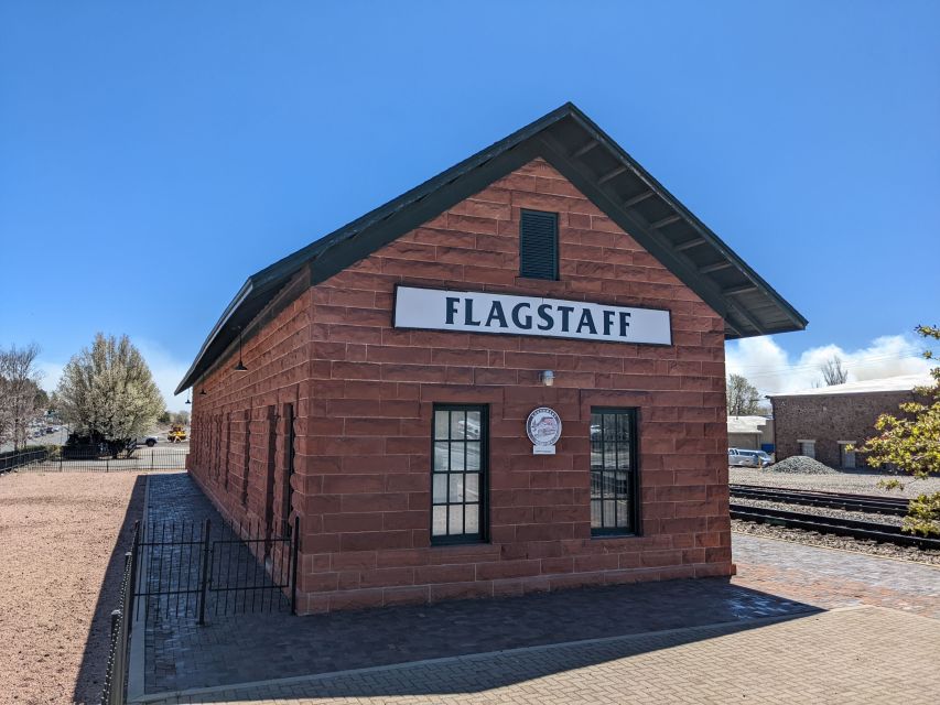 Flagstaff: Self-Guided Scavenger Hunt Walking Tour - Unique Architectural Discoveries