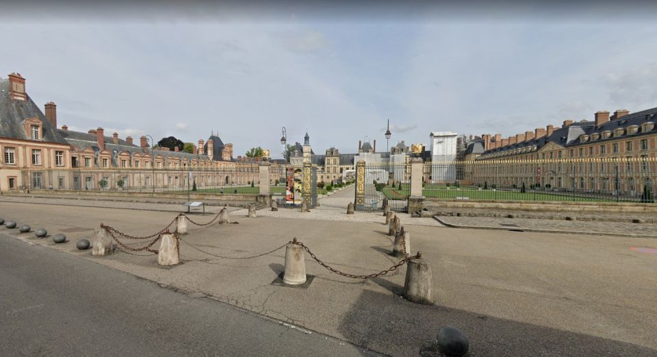 Fontainebleau: Fontainebleau Palace Private Guided Tour - Meeting Point Details