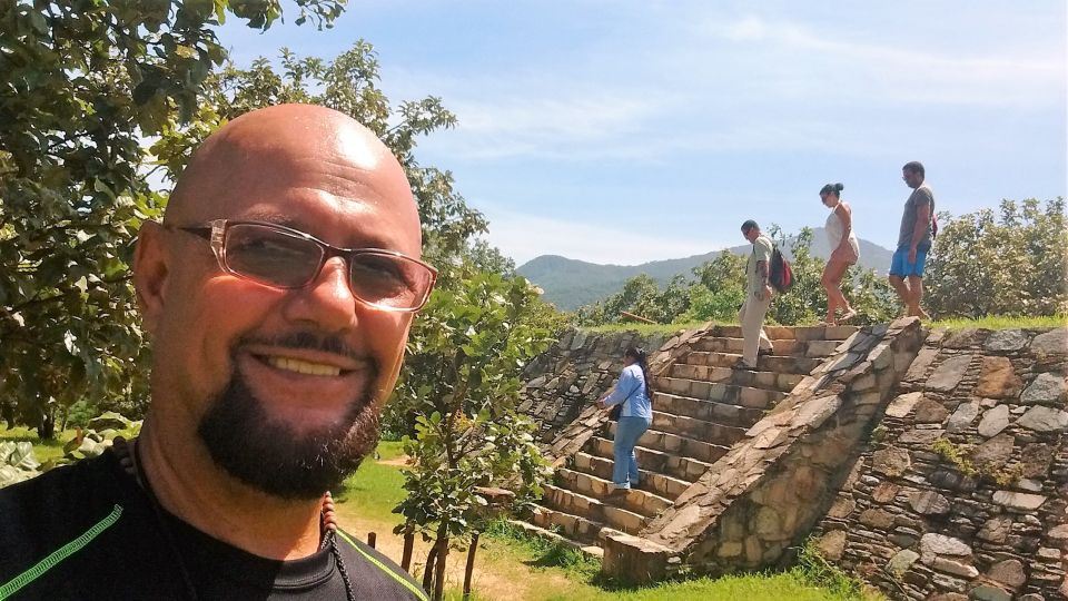 .From Acapulco: Archaeological Tour to Tehuacalco Site - Unearthing the Piedra De Los Pies Pintados