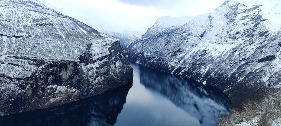 From Ålesund: Winter Fjord Cruise to Geirangerfjord - Detailed Itinerary