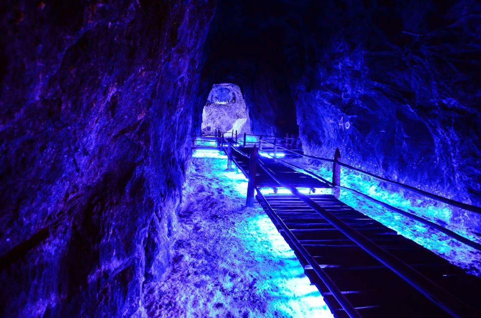 From Bogotá: Nemocón Mine and Zipaquirá Salt Cathedral Tour - Discovering Zipaquirá