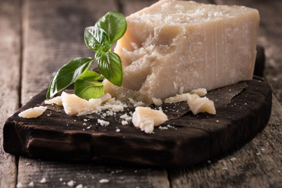 From Bologna or Modena: Parma Gastronomic Tour With Lunch - Visit to Parmigiano Reggiano Producer