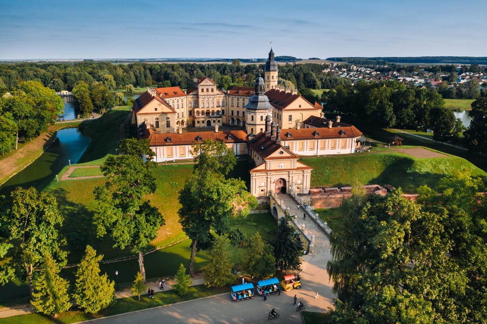 From Bratislava: Melk, Hallstatt & Salzburg Day Tour - Tranquil Traunsee Boat Trip