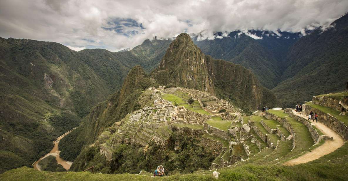 From Cusco: Machu Picchu Small Group Full-Day Tour - Train Ride to Aguas Calientes