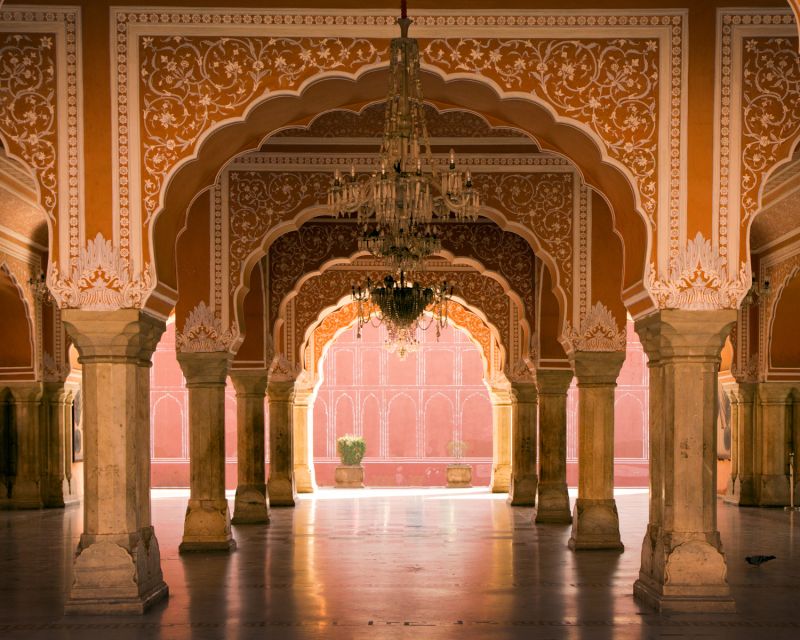 From Delhi: Guided Full Day Pinkcity Jaipur City Tour - City Palace Insights