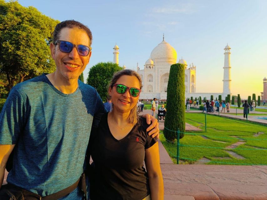 From Delhi: Taj Mahal, Agra Fort, Fatehpur Sikri 2-Day Tour - Day 2 Highlights