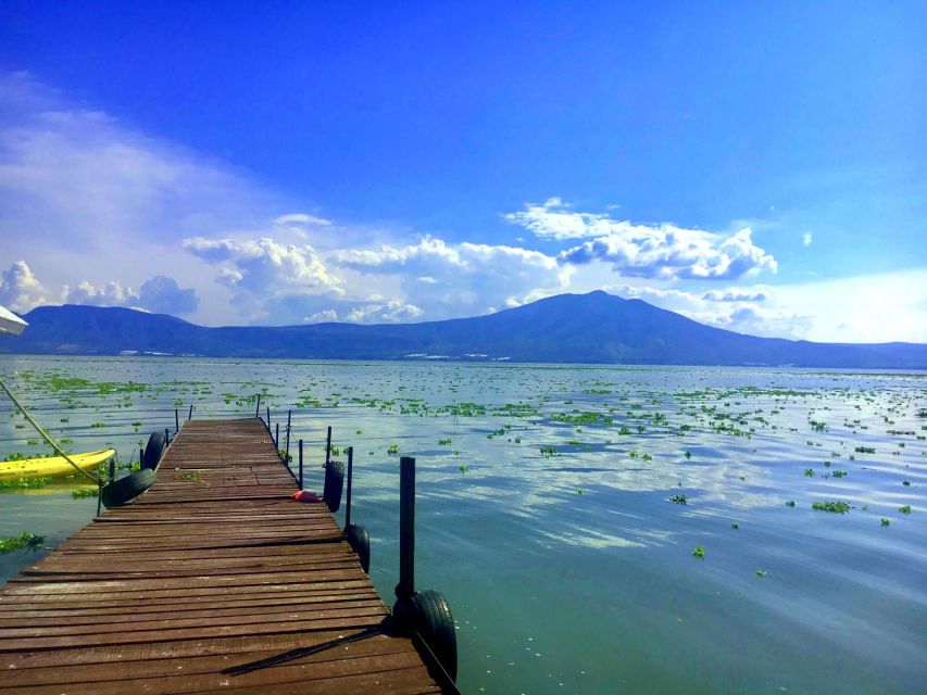 From Guadalajara: Chapala Lake & Ajijic Tour - Chapala Lake Exploration