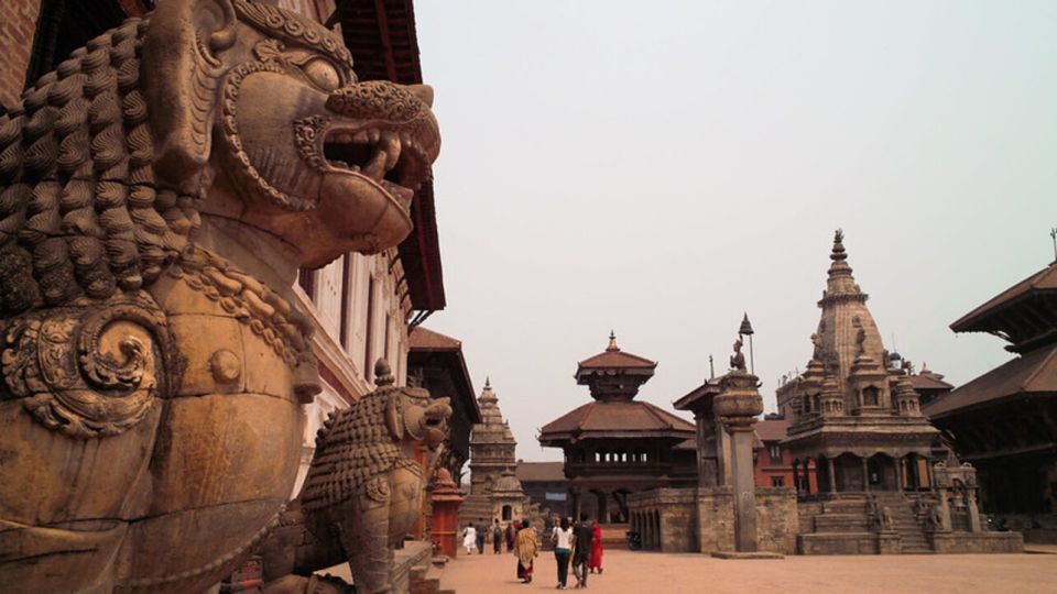 From Ktm: 7 Day Everest Base Camp Trek With Helicopter Tour - Inclusions of the Package