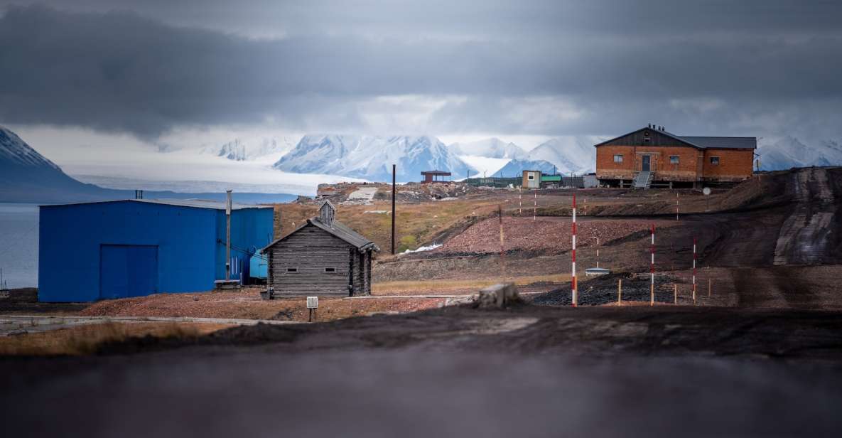 From Longyearbyen Photo Tour: Mysterious Barentsburg - Included Amenities