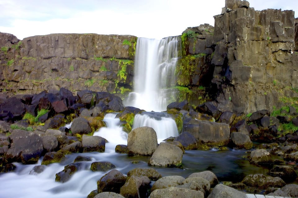 From Reykjavik Port: Private Golden Circle +Blue Lagoon Tour - Guided Tour Features