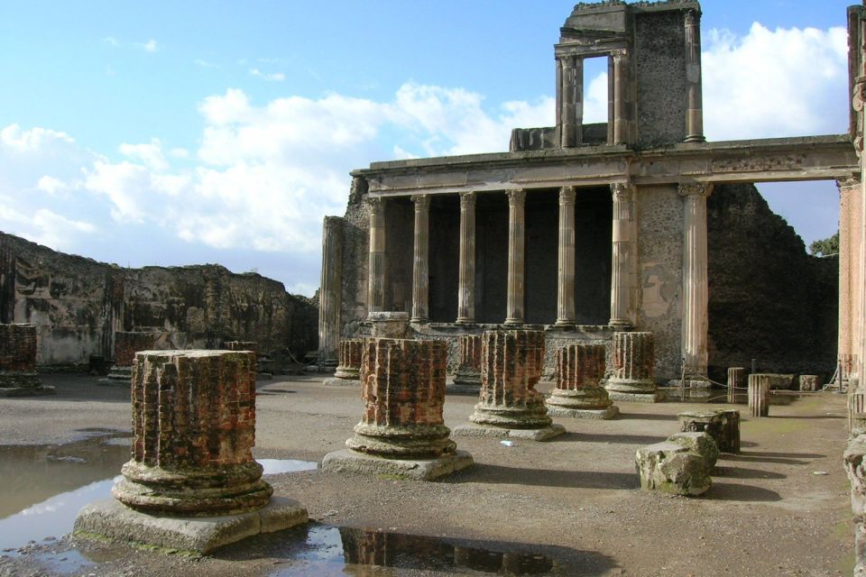 From Rome: Pompeii and Herculaneum by High Speed Train - Exploration of Herculaneum