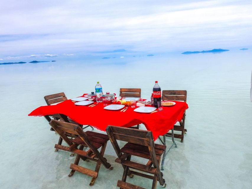 From Uyuni: Red Lagoon & Uyuni Salt Flats 3-Day Guided Tour - Day 2 Highlights