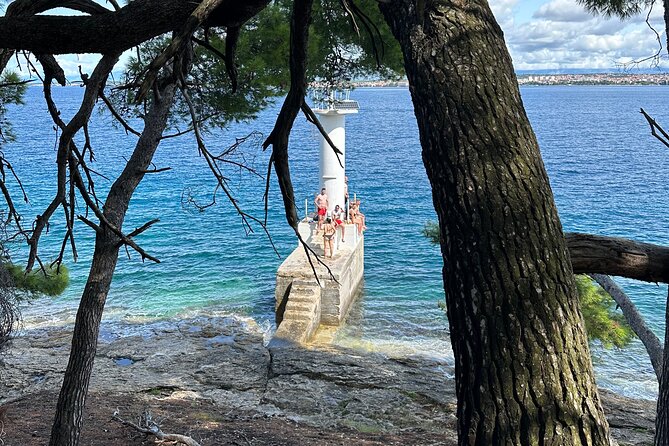 From Zadar: Island-Hopping Speedboat Tour With Drinks - Swimming and Snorkeling Opportunities