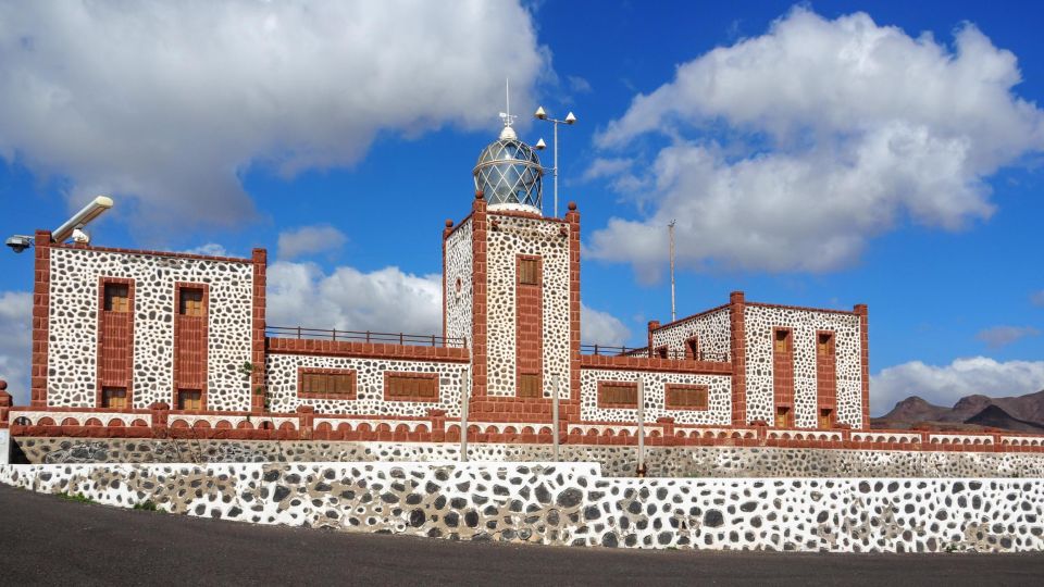 Fuerteventura's Cultural Gems: A Walking Tour - Historic Landmarks