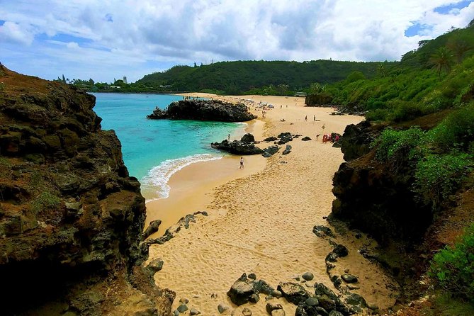 Full Day Customized North Shore Private Tour - Traveler Requirements
