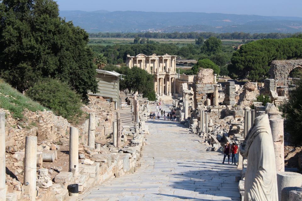 Full Day Ephesus and House of Virgin Mary Tour From Kusadasi - Visiting the House of Virgin Mary