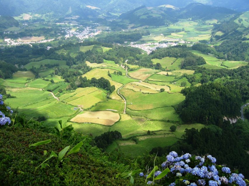 Full-Day Furnas Azores 4x4 Tour From Ponta Delgada - Pricing and Booking