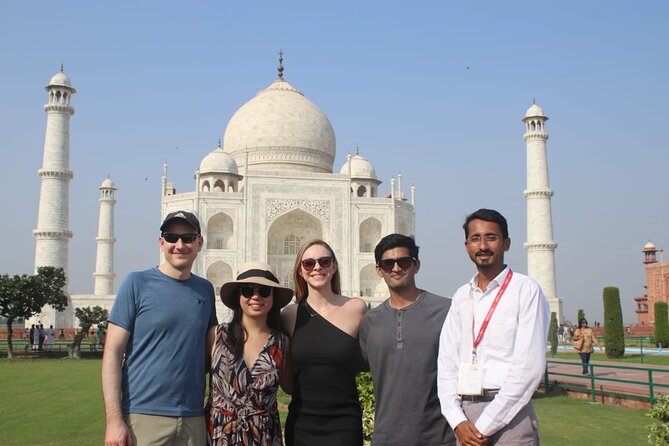 Full Day Private Taj Mahal Tour by Superfast Train From Delhi - Tips for an Enjoyable Experience