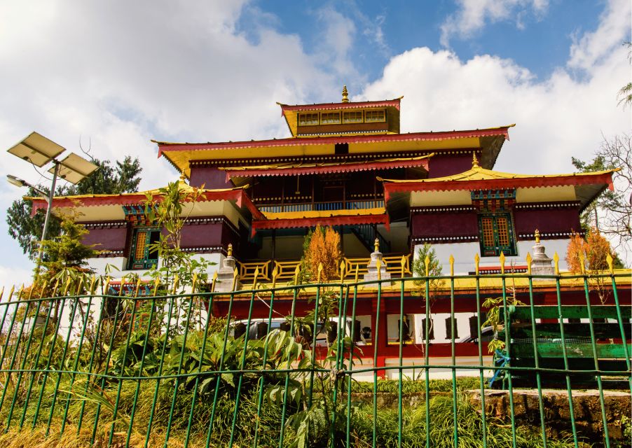 Gangtok Monastery Tour (Guided Half Day Tour by Car) - Monasteries to Visit