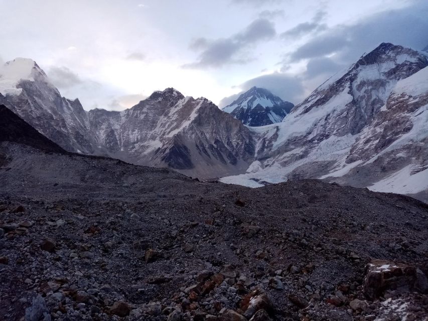 Gokyo Lake Treks 10 Days - Essential Inclusions