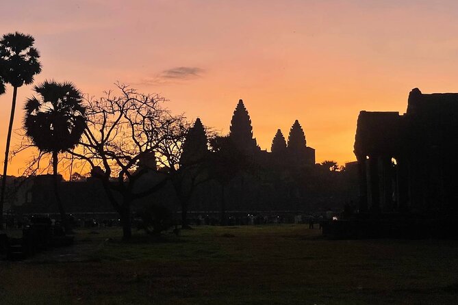 Golden Hours: Angkor Wat Sunrise Photography Tour With a Pro! - Recommended Gear