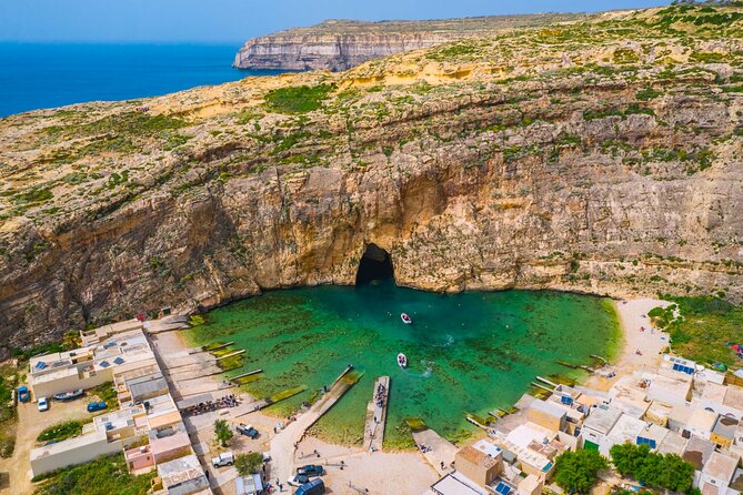 Gozo Guided Day Trip Incl. Ggantija Temples and Lunch - Activities in Dwejra Bay