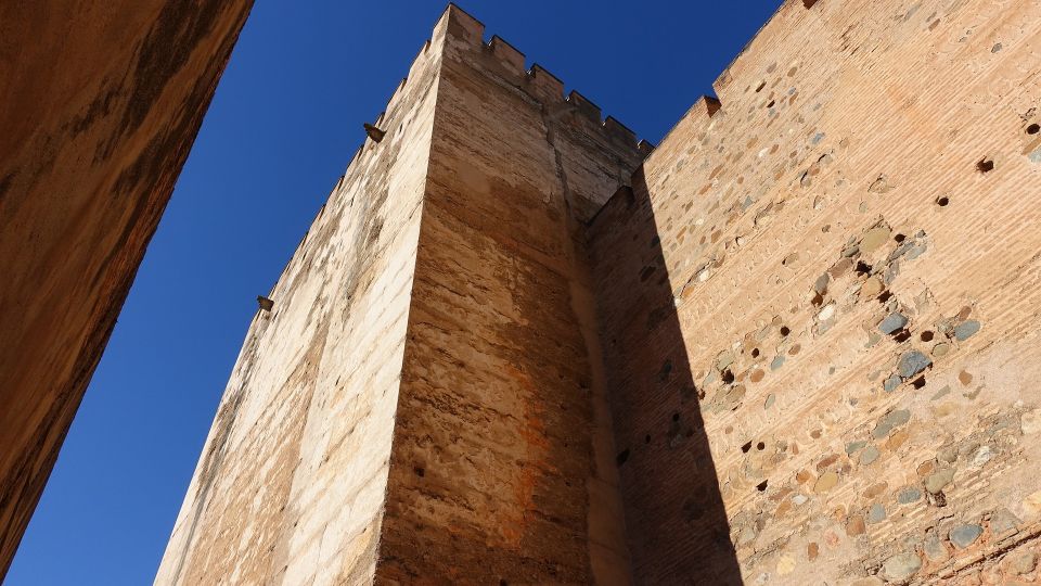 Granada - Historic Center Private Walking Tour - Tour Experience