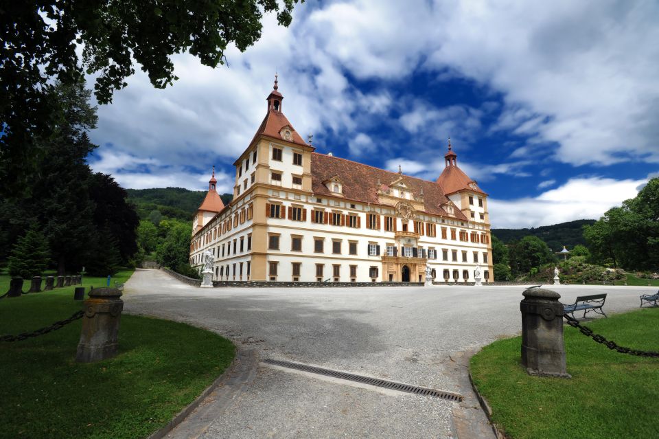 Graz: Schlossberg Private Guided Tour - Attractions on Schlossberg