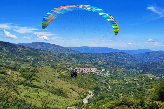 Guatape & Paragliding Private Tour: Nature and Adventure in One Great Day - Tips for Your Trip