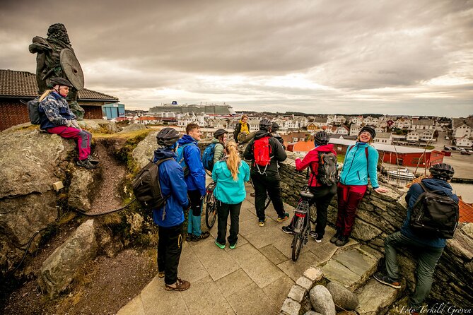 Guided El-Bike Tour in the City of Haugesund and Coastal Path - Local Culture and Viking History