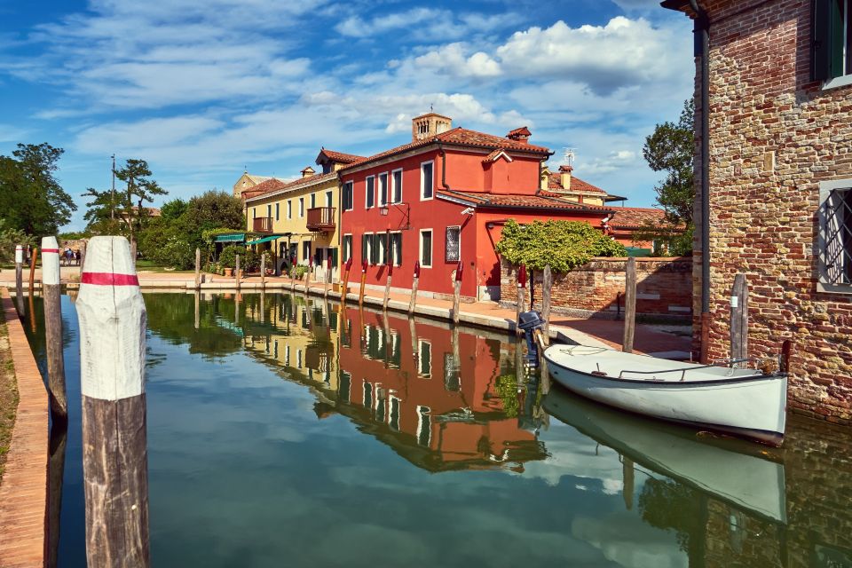 Guided Tour of Murano, Burano and Torcello From Venice - Explore Colorful Burano