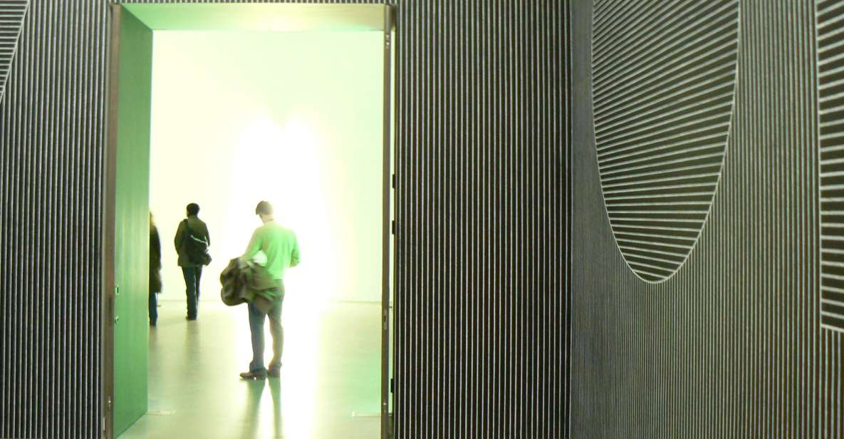 Guided Tour of Tate Modern - Location and Accessibility