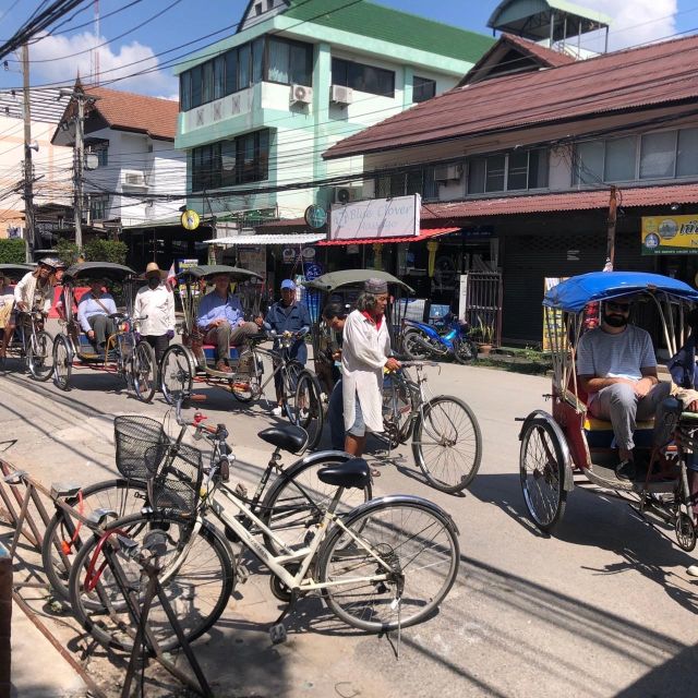 Half Day Chiang Mai Old City By Samlor ( Three Wheels) - Local Market Exploration