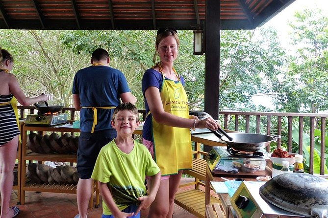 Half Day Lanta Thai Cookery School From Koh Lanta - Group Size and Age Guidelines