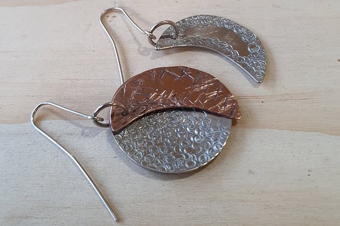 Half Day Silver Jewellery Class in Historic Russell - Accessibility Information