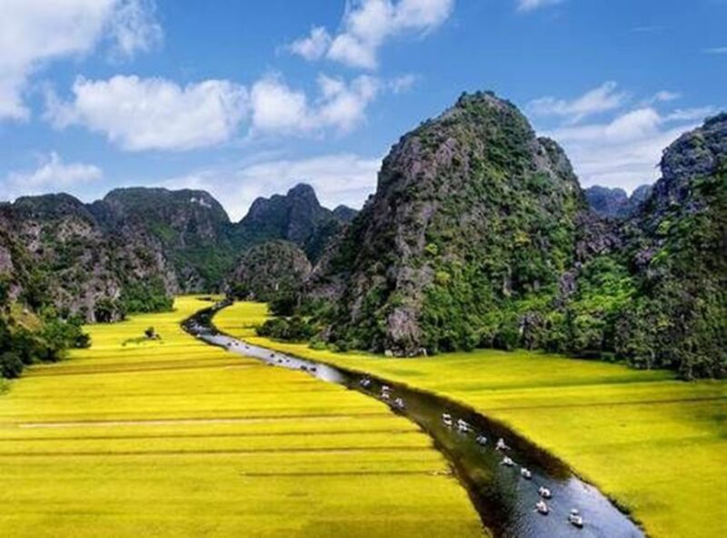Hanoi: Full-Day Private Tam Coc Tour With Boat Ride & Lunch - Inclusions and Amenities