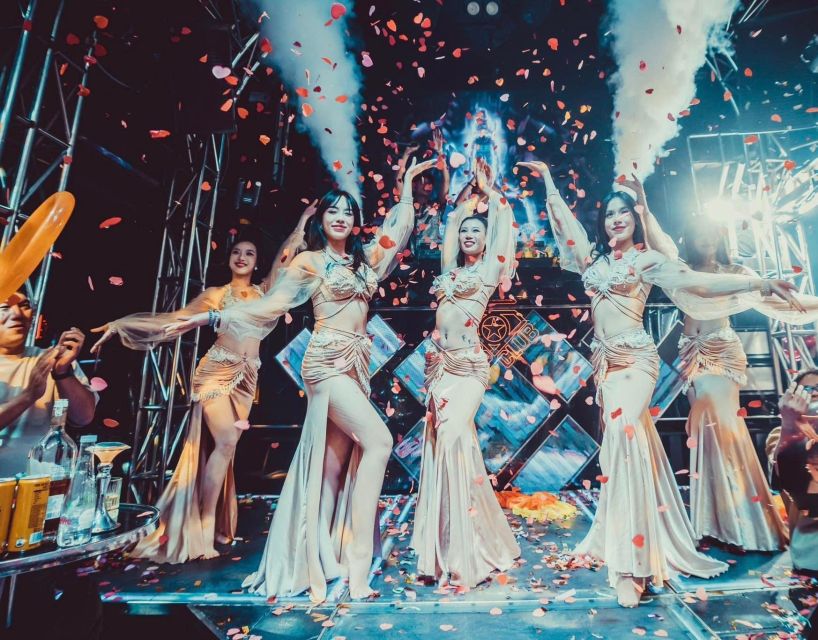 Hanoi: Guided Bar Crawl With Drinks and Nightclub Entry - Participant Eligibility