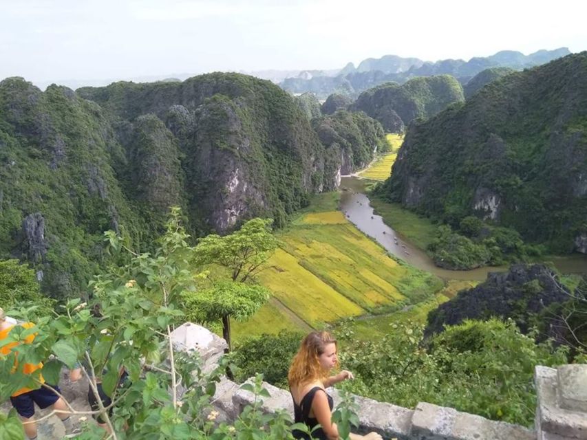 Hanoi: Hoa Lu, Trang An Caves, & Mua Cave Day Trip and Lunch - Customer Ratings and Reviews