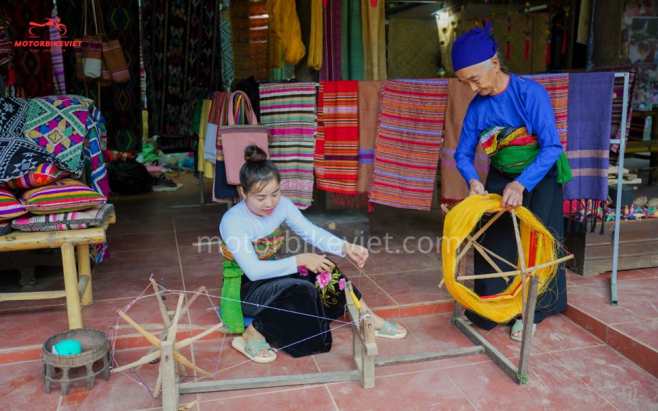 Hanoi Tour: Pu Luong Trekking Tour 3 Days 2 Nights - Day 1 Activities