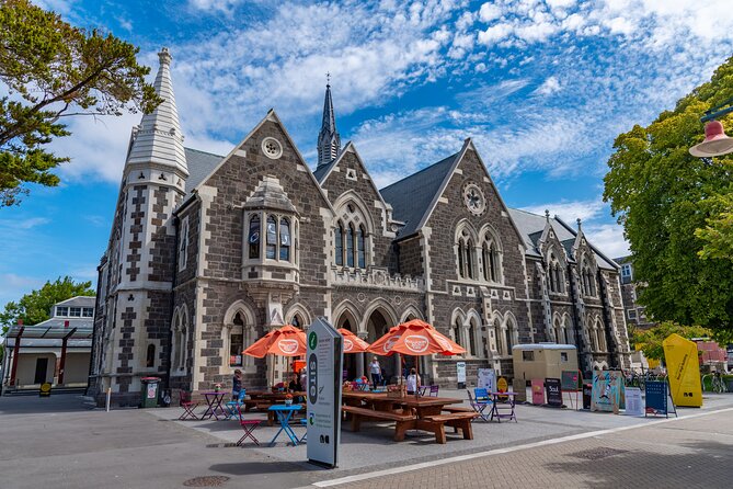 Heartbeat of the City: Christchurch Walking Tour for Couples - Ideal Itinerary