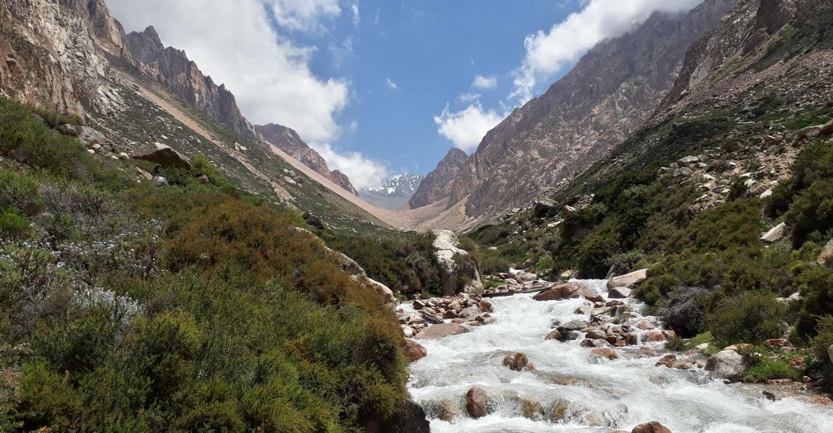 Hiking "Cajón De Los Arenales" From Mendoza or Uco Valley - Unique Landscapes and Climbing