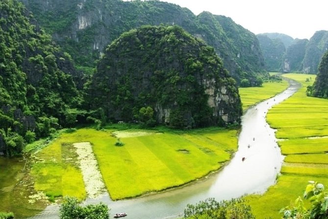 HOA LU -TRANG AN -MUA CAVE Full Day Including Boat Entrance Fees and Lunch - Culinary Delights of Vietnamese Cuisine