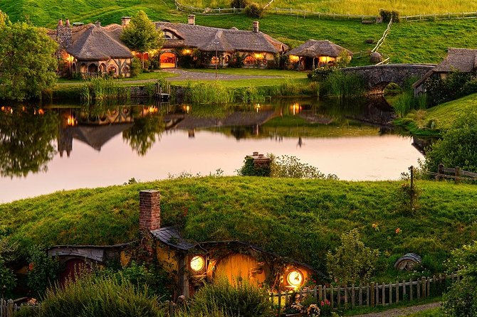 Hobbiton & Rotorua Including Wai-O-Tapu - Small Group Tour From Auckland - Accessibility and Health Considerations