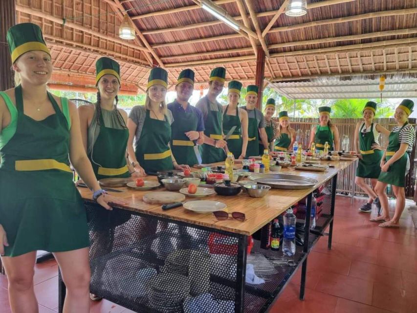 Hoi An: Bay Mau Cooking Class With Optional Market & Basket Trip - Bamboo Basket Boat Ride