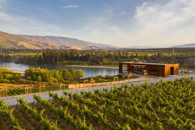 Hop on Hop off Wine Tours Bannockburn - Departing Queenstown - Accessibility and Requirements