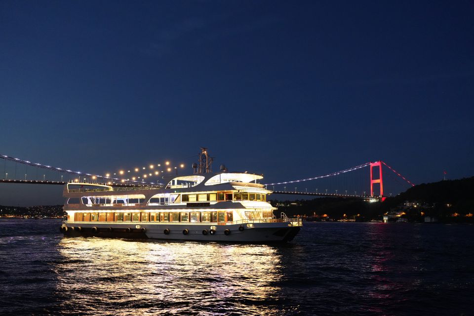 Istanbul: Dinner Cruise and Entertainment With Private Table - Exquisite Dining Experience