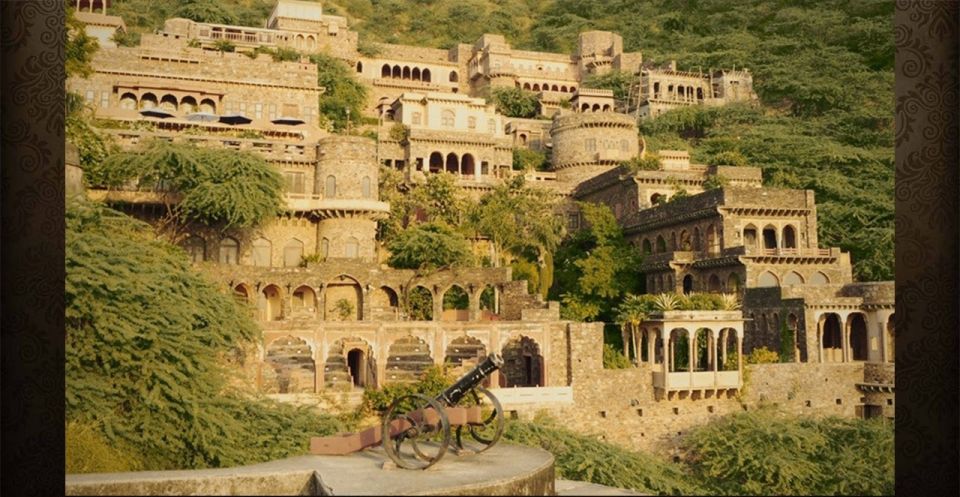 Jaipur: Chand Baori & Bhangarh Fort Tour - All Inclusive - Travel Experience and Amenities